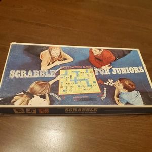 Scrabble For Juniors VINTAGE 1980's Spelling